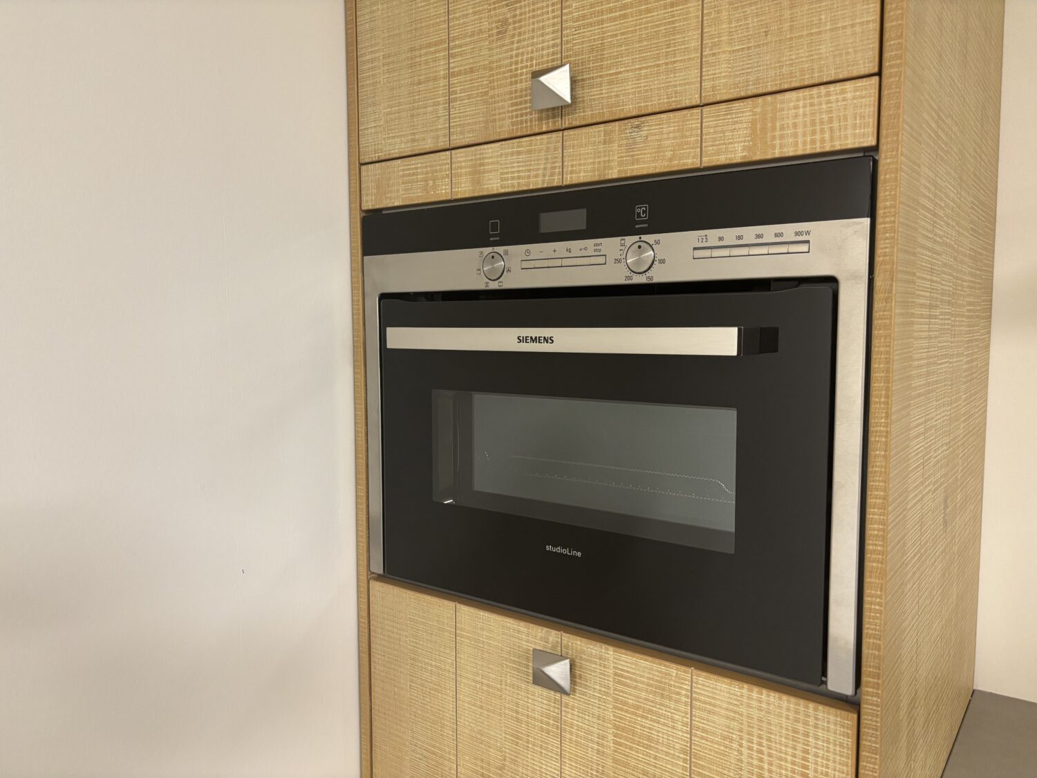 Eiken Cornwall Tilburg oven