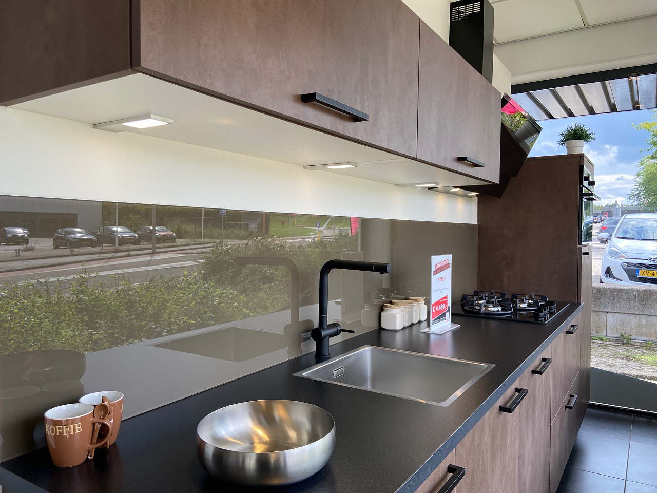 Nimes Heerlen keuken brons